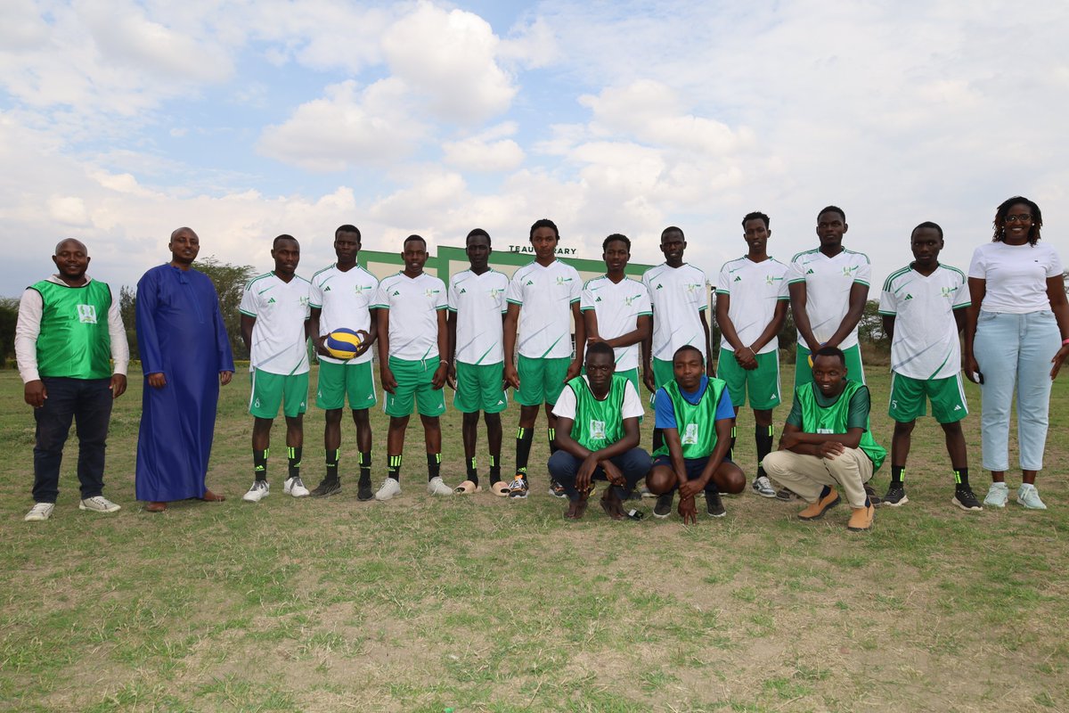 TEAU_Kitengela's tweet image. The East African University launched new sports kits for our football, volleyball &amp;amp; basketball teams! 

The event was officiated by Mr. Abdinoor Maalim Mohammed, representing the BOT.

#MondayNightFootball  #SportsDevelopment #StudentEmpowerment #MondayMotivation