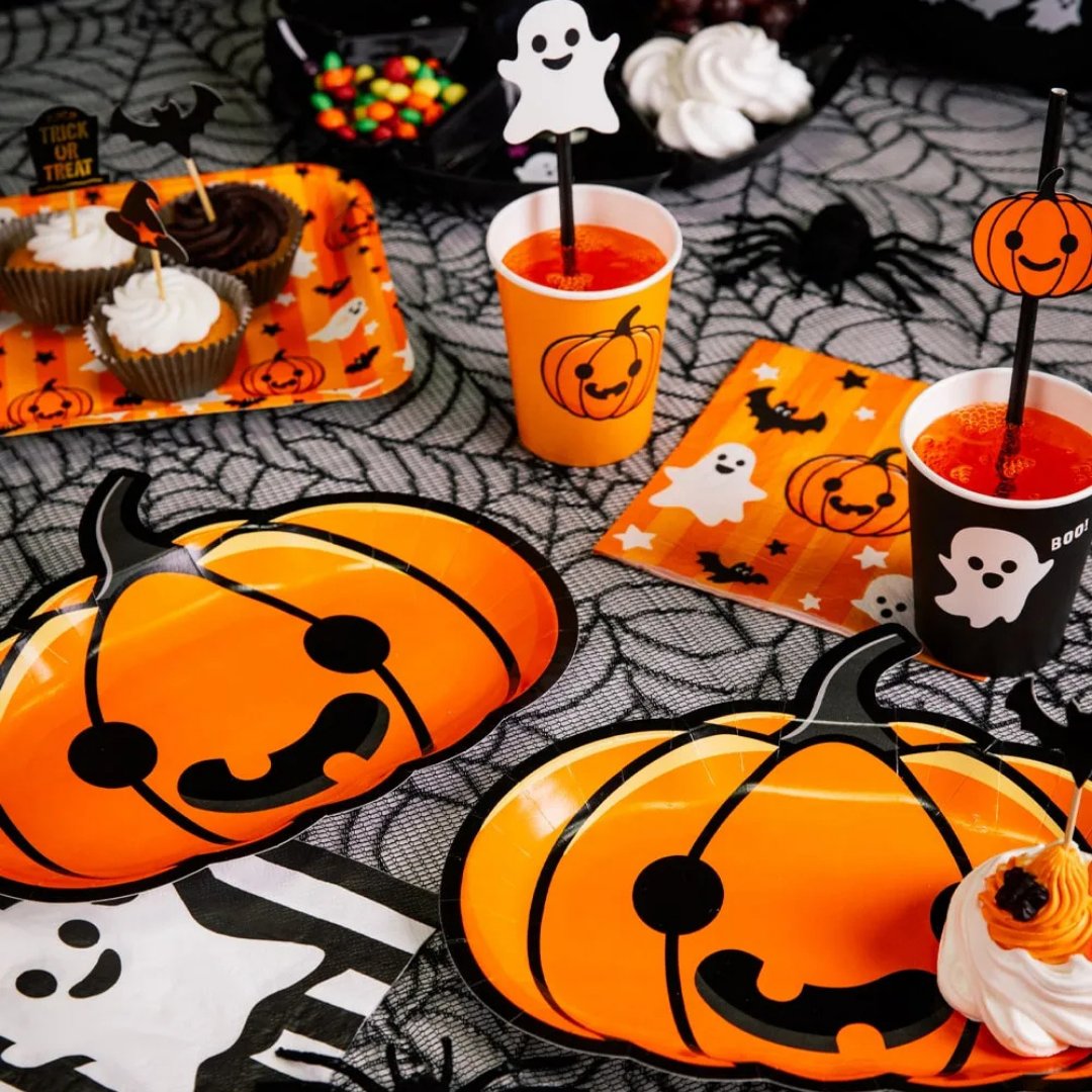 AyleshamCentre's tweet image. 🎃 Planning a Halloween party? @poundland has everything you need at low prices! 

👻 Pop in today to get your Halloween sorted! 

#Poundland #HalloweenReady #SpookySeason #AyleshamShoppingcentre