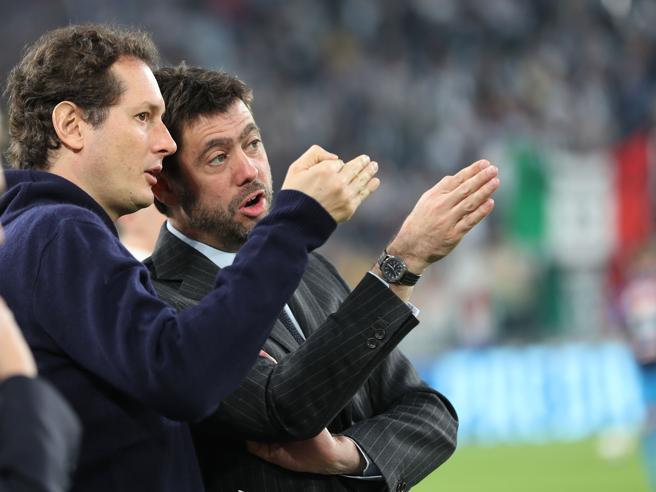 DanieleBibo's tweet photo. John #Elkann c'era anche nei nove scudetti di fila, c'era quando facevamo le finali di CL, c'era quando prendevamo CR7. La differenza tra ieri ed oggi si chiama Andrea #Agnelli. https://t.co/NPV68eWUsX