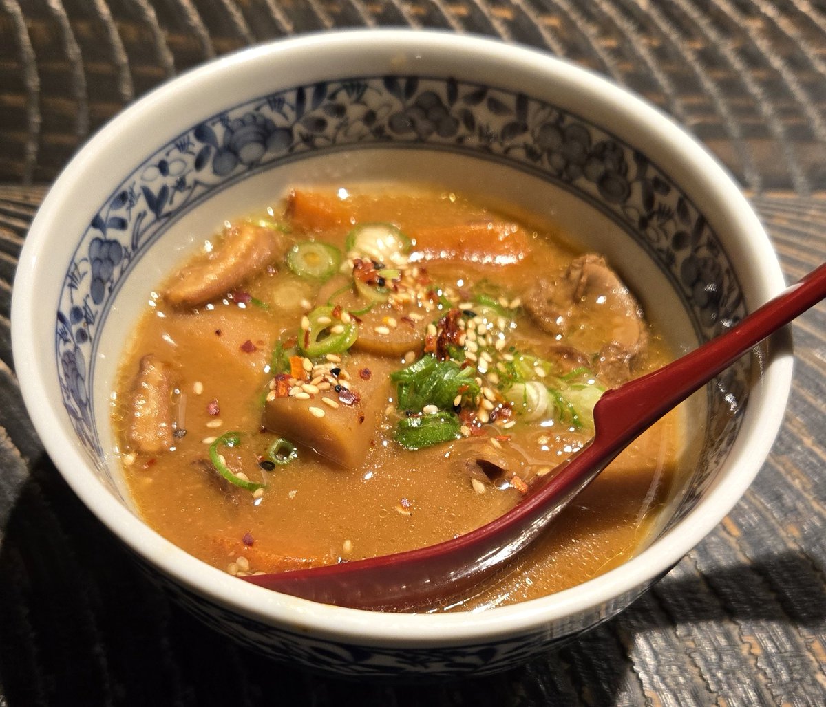 ryubu_dou's tweet photo. おたぐり(馬のもつ煮)

もつが信州みそと酒粕で柔らかく煮込まれてていい https://t.co/7BI0gYwQ8r
