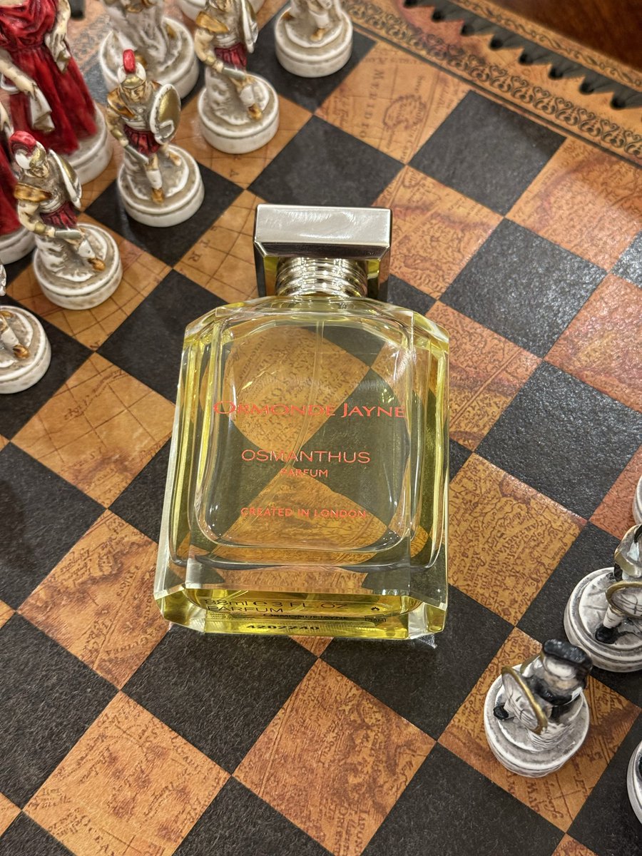 In perfumery, as in chess♟️victory belongs to those who master the balance between power and grace