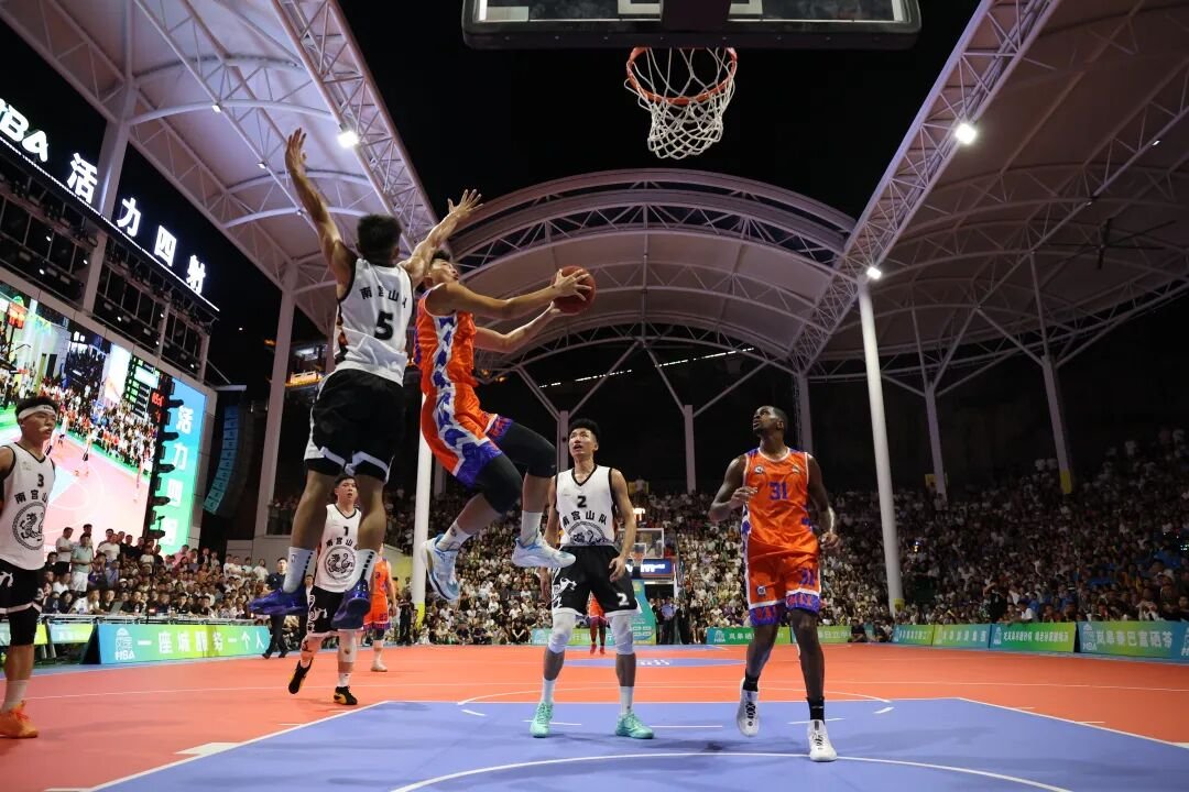 Langao is showing how a small county can spark big economic growth while preserving its green, cultural, and ecological treasures.🏀
Since 2023, the county’s “Village BA” basketball tournament has taken the internet by storm, with over 5.8 billion impressions! The number of teams