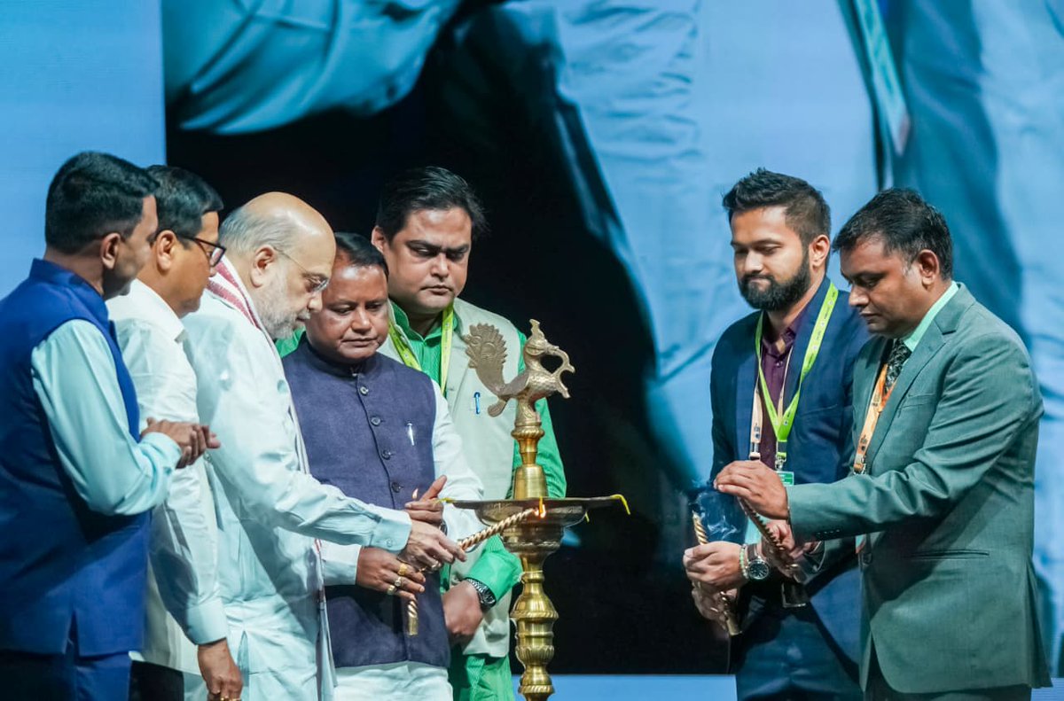 MohanMOdisha's tweet image. Joined the delegates at #IndiaMaritimeWeek2025 , a premier platform that brings together policymakers, industry leaders, and stakeholders to chart the course for India’s maritime growth. The event resonates with India’s vision for leadership in shipbuilding, logistics, and…