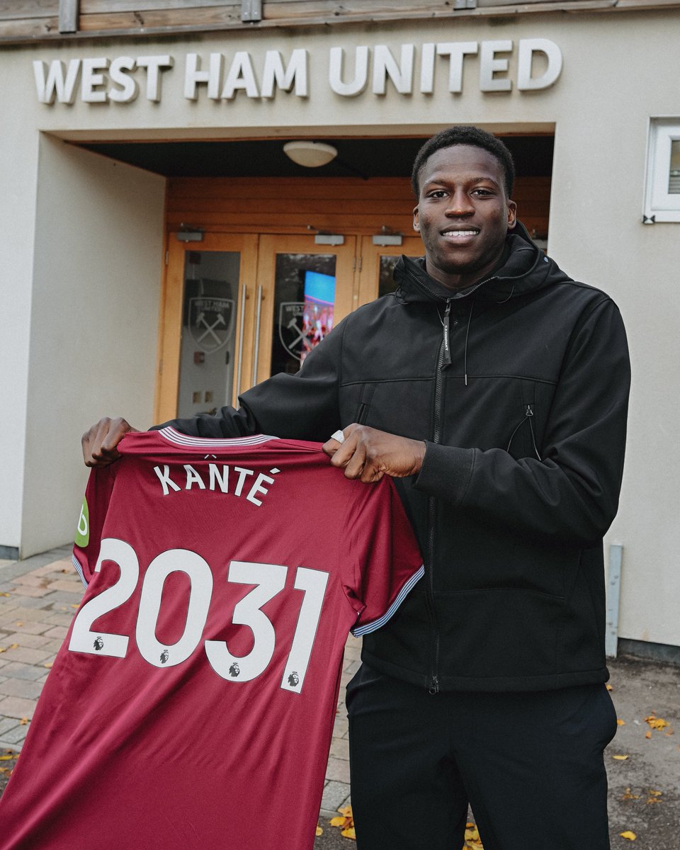 West Ham United is delighted to announce that young midfielder Mohamadou Kanté has signed a new contract with the Club until the summer of 2031 ✍️

Congratulations, Mohamadou ⚒️

📄 tinyurl.com/5bs726mp