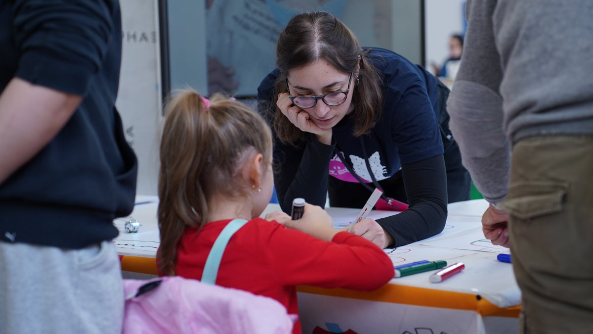 Il Festival della scienza Alto Vicentino è un festival che fa parlare i volti noti e meno noti della ricerca scientifica (sia a livello  nazionale che locale) con conferenze, spettacoli, eventi, sulla scia dei grandi festival italiani 🧬💭

Con <a href="/biosphaera_scs/">Biosphaera</a> 

#FESAV2025