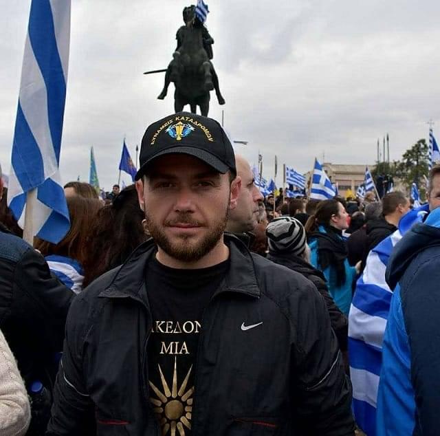 ΚΩΝΣΤΑΝΤΙΝΟΣ ΚΑΤΣΙΦΑΣ
"Η ελευθερία δεν χαρίζεται, αλλά είναι έπαθλο που το κερδίζει ο άνθρωπος με τον αγώνα του"

Καταδρομέας και αληθινός πατριώτης ορκίστηκε στο Θεό να διαφυλάττει τη σημαία των προγόνων μας ακόμα και με τη ίδια του τη ζωή
ΒΟΡΕΙΑ ΗΠΕΙΡΟΣ ΓΗ ΕΛΛΗΝΙΚΗ🇬🇷
28/10/2018