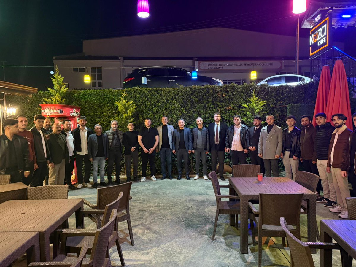 2-Merkez İlçe Başkanımız, Ülkü Ocakları İl Başkan yardımcılarımızın katılımıyla Gençlerimizle hasbihal edilmiştir.