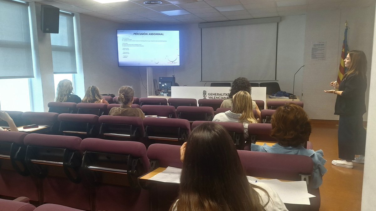 GVAlaRibera's tweet photo. 🚑✨ L'equip d’Infermeria ha reforçat els seus coneixements amb el curs EVES: “Cures d'Infermeria en el Pacient Urgent”.

👏 Felicitem el Servici d’Urgències pel premi BSH al Millor Servici d’Urgències. 🏆

📸 Orgull d’equip!

#CuidemJuntsSomLaRibera #HospitalLaRibera #BSHAwards https://t.co/tnFGeEyagU