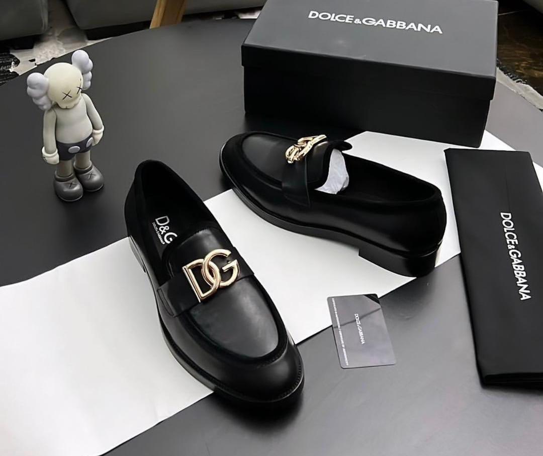 Omahricha's tweet image. From boardroom to weekend vibes
I sell shoes that fit every moment. Comfort meets class 👞✨ #MensWear #StyleUpgrade
Size: 39 to 47 🦶
Price🏷️: ₦75,000
I deliver Nation wide 🚚