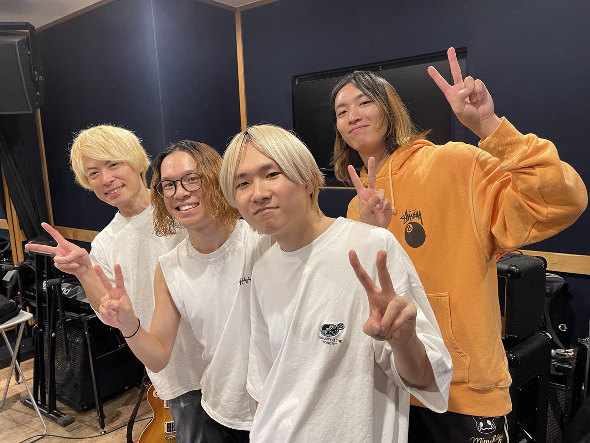 sourcesOfficial's tweet image. 11月1日(土)「HAYABUSA ~ HAYATO Birthday LIVE」@ ラドンナ原宿のリハーサルでした。
初披露の新曲とカヴァー曲もキッチリ仕上げできました。
是非、日高隼人の誕生日を祝いにお越しください!
公演詳細は下記スケジュールサイトより
sourcesbox.jp/schedule/sched… 
#HAYABUSA
#日髙隼人
#sources…