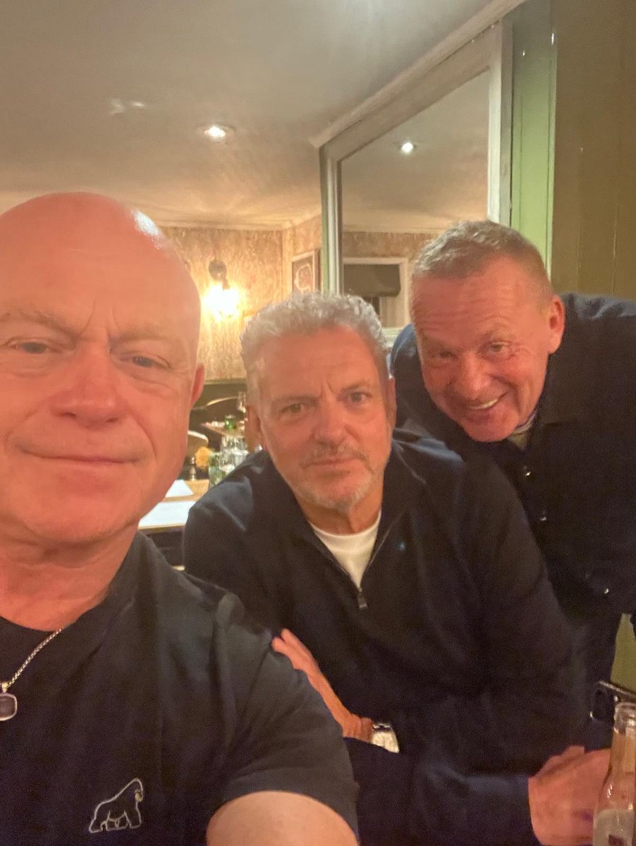 Ross Kemp tweet media