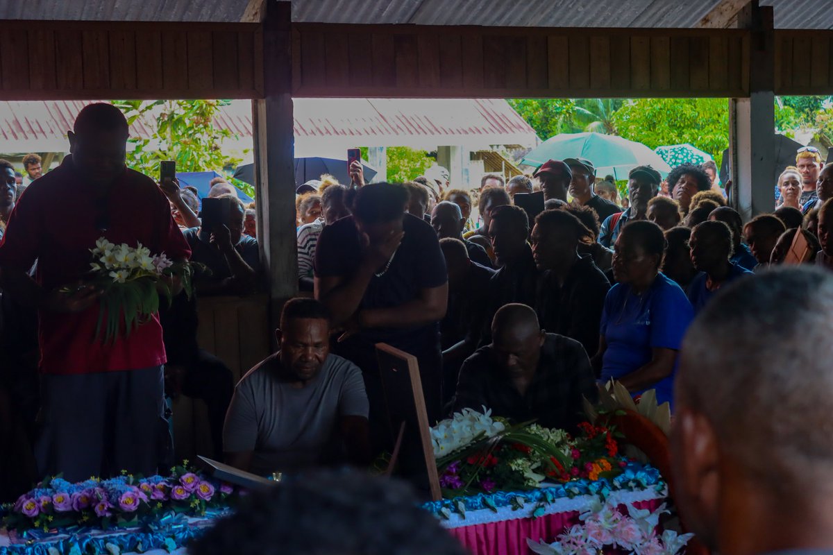 Farewell, Hon. Suidani. Your leadership as Former Premier of Malaita and MPA left a lasting legacy. We’ll miss you. Rest in peace, great leader 💛 #Malaita #Leadership