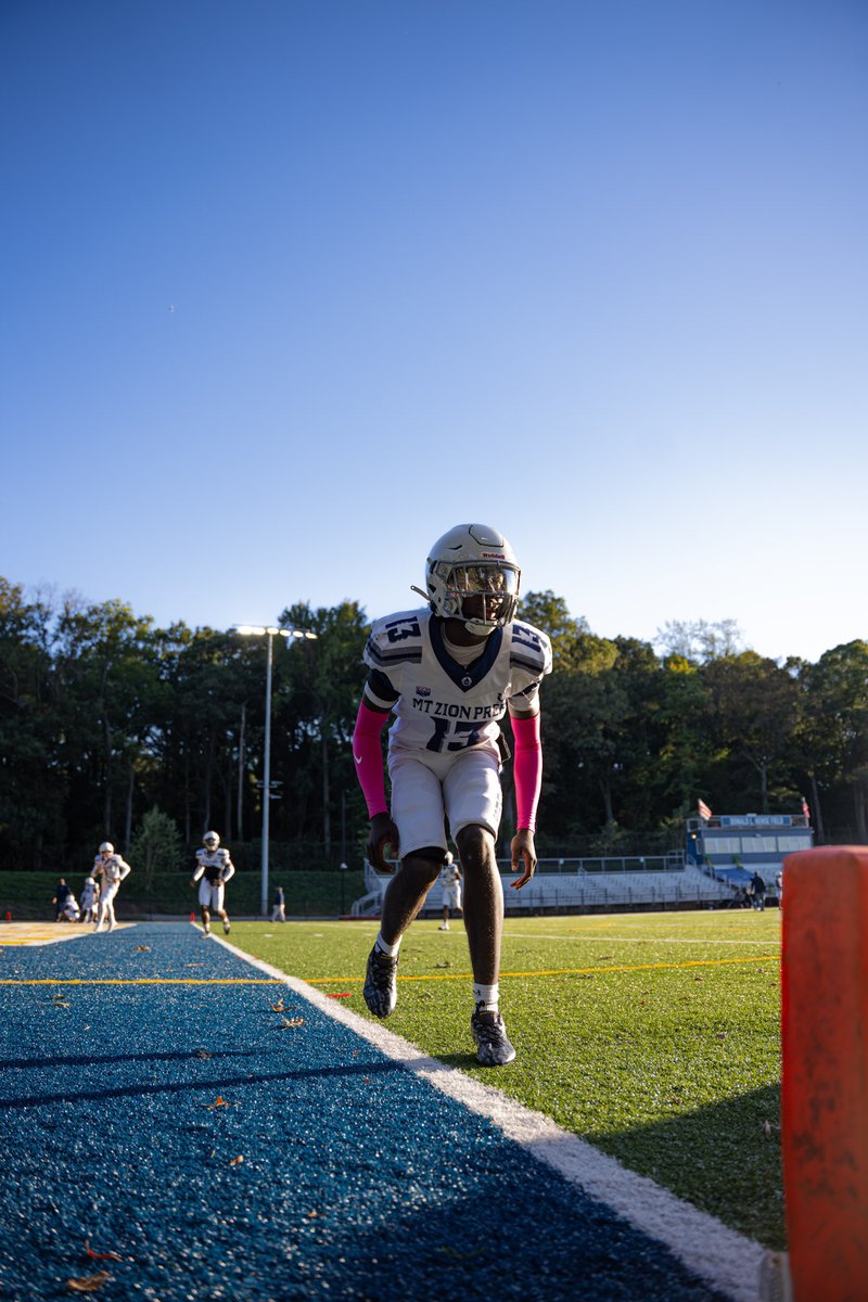 nigelasamoah1's tweet image. 8 Games in thankful to God for how far he’s brought me and this team more to come🙏🏾 

hudl.com/v/2SZ4DA