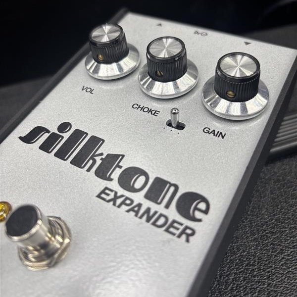 あの・寺内節の必需品テラ・エコーたまらない残響音をお楽しみに