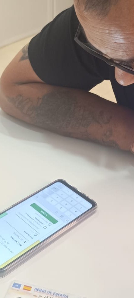 🌐 Conect@TIC es más que un proyecto: es una puerta abierta a nuevas oportunidades.

Gracias al apoyo de la Fundación “la Caixa”, trabajamos para reducir la brecha digital y acompañar a personas en proceso de recuperación en su camino hacia la inclusión social y laboral.💻