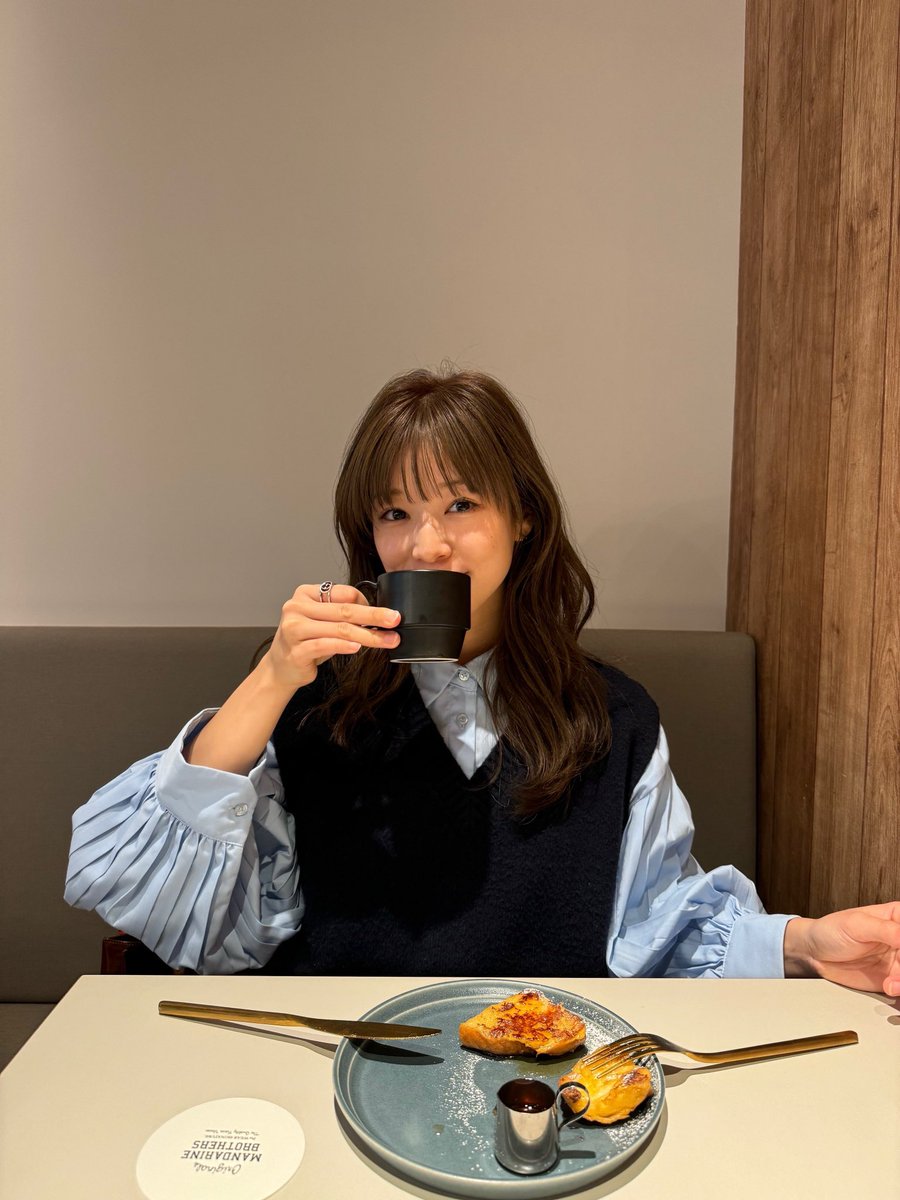 den_ayaka's tweet photo. YouTubeアップしました！

犬と行けるカフェはしごして、バニの冬服もゲットしてきました🐶👗

ぜひ見てください~！！
https://t.co/rvguZEOb9w https://t.co/QsOEjuCPhB