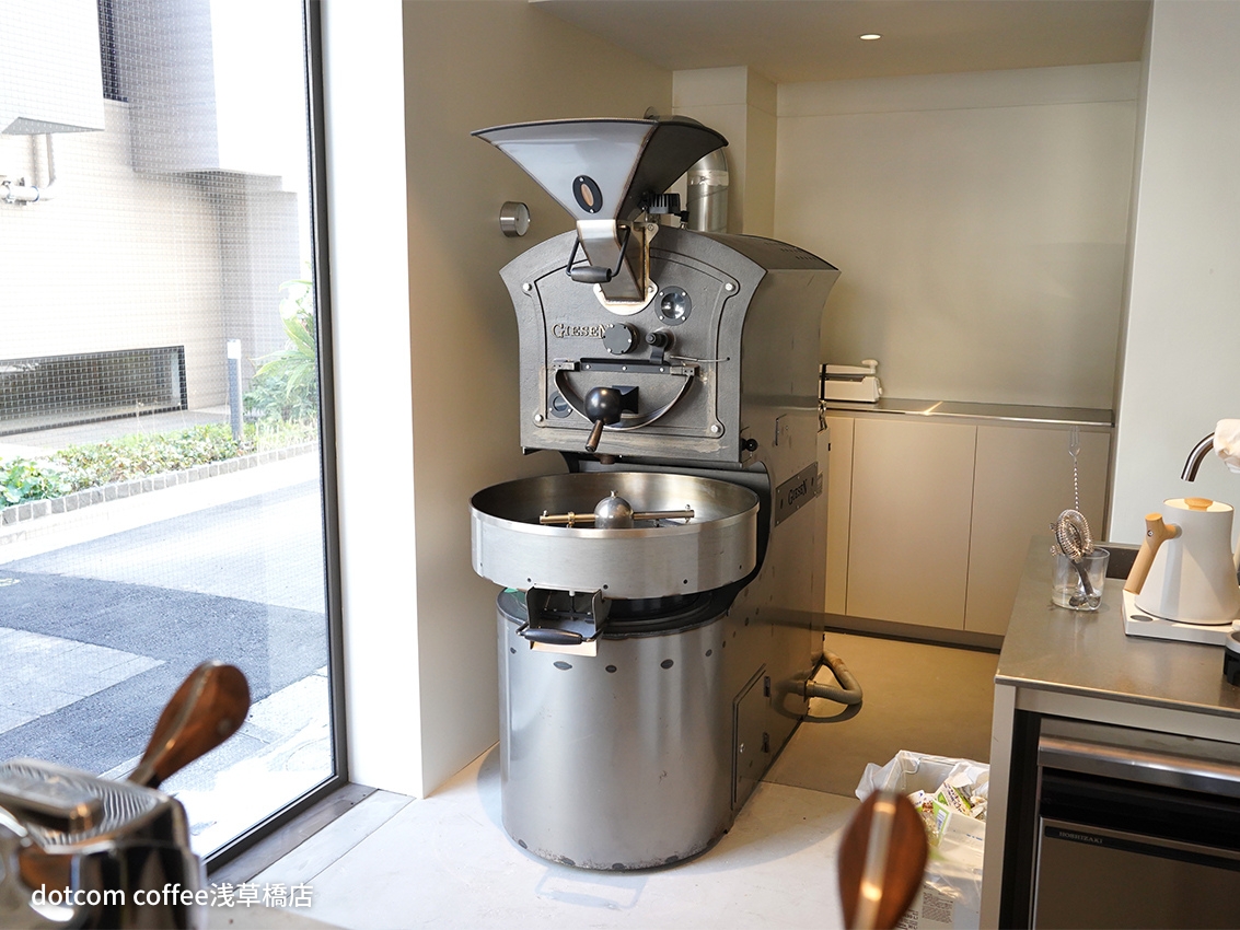 cafesnap_me's tweet image. ＼ 新着・カフェ求人 ／
◆dotcom space Tokyo（原宿）
※dotcom coffee 浅草橋店、2026年中央区にOPEN予定の3号店（予定）でも募集

2026年には中央区に新店をオープン予定！ お店を一緒に盛り上げてくれるホスピタリティのあるバリスタ（正社員・店長）を募集します！詳細↓
news.cafesnap.me/recruit/11265