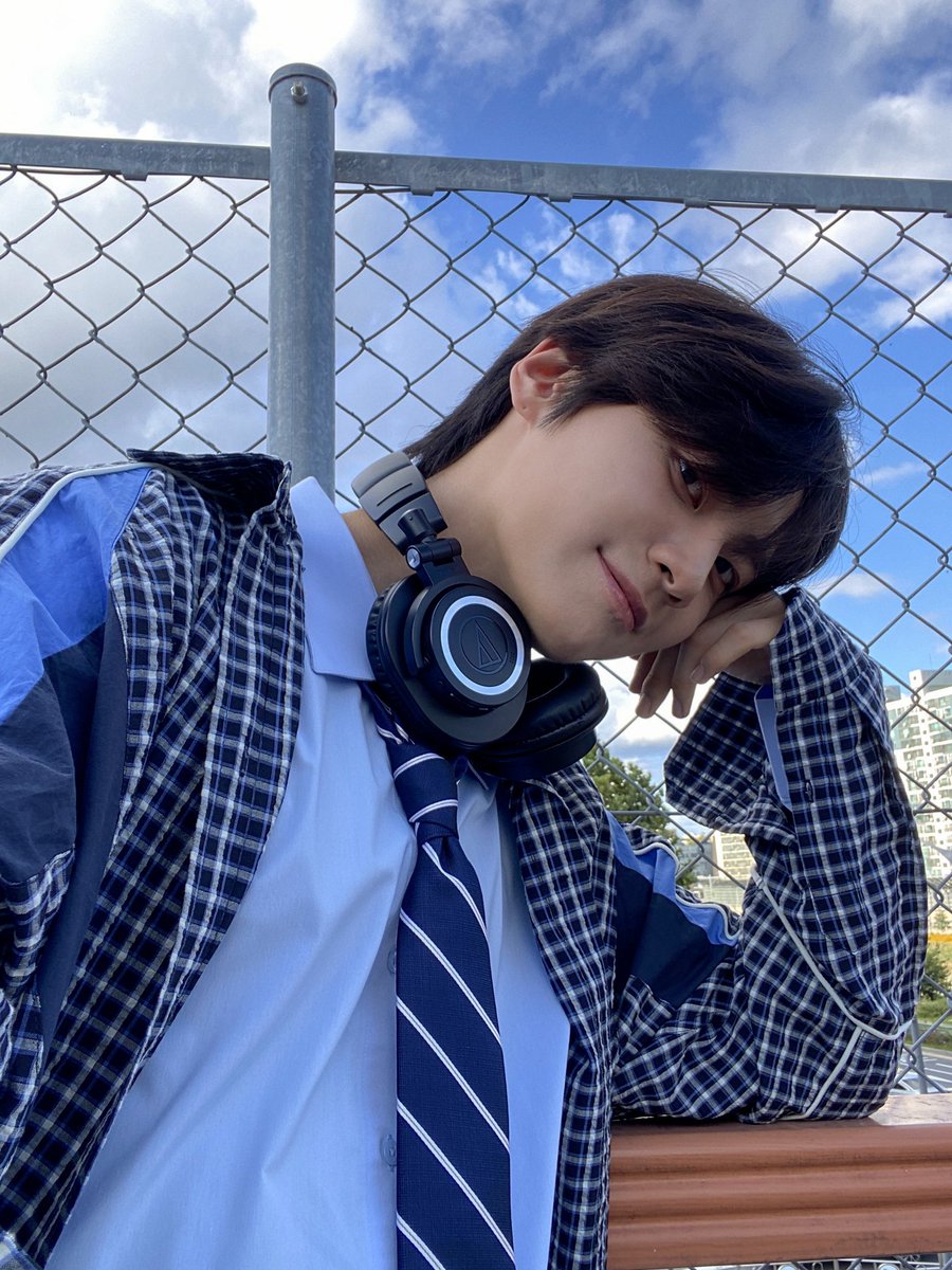 이진혁 (LEE JIN HYUK) tweet media