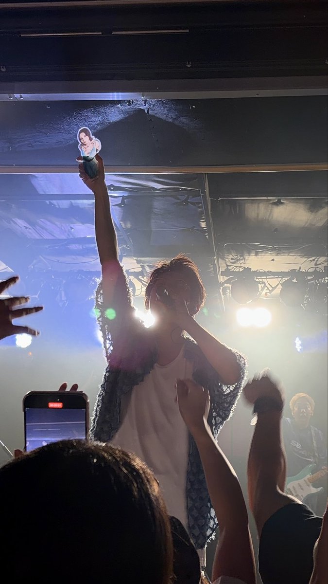 Shokotaz's tweet photo. 岡山で初LK5 BFN特大ハッピー生みだす演出になってるの良かった🙂🙂🙂
エフェクト強めに効かせた新曲 ラッキリに合わない訳がない 間奏めっちゃおどれる…！ https://t.co/Oulc6zDSq7