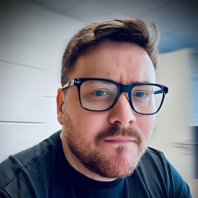 Warren tweet media