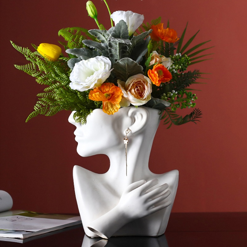 UnicunShop's tweet photo. Give your flowers the chicest home ever! 💐 This Abstract Human Head Figurine Flower Pot is a total conversation starter.  Head to https://t.co/iD7TGRKjK9 to snag yours! #homedecor #plantsofinstagram #uniquegifts https://t.co/0Fzrp3ZoxB