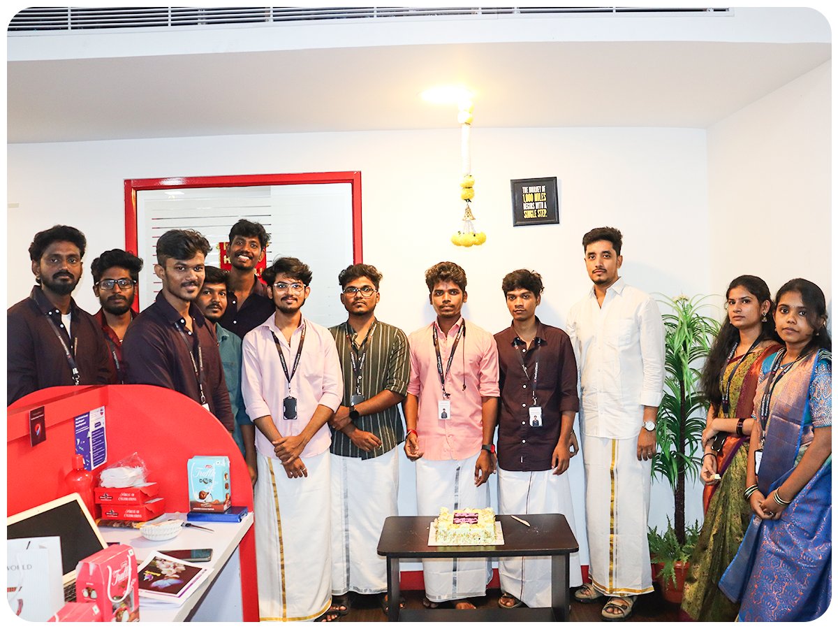 radicalstartnow's tweet image. Celebrating Our October Stars! 🌟

Here’s to another year of brilliance, hard work, and growth.

Happy Birthday &amp;amp; Work Anniversary to our amazing team!

#RadicalStart