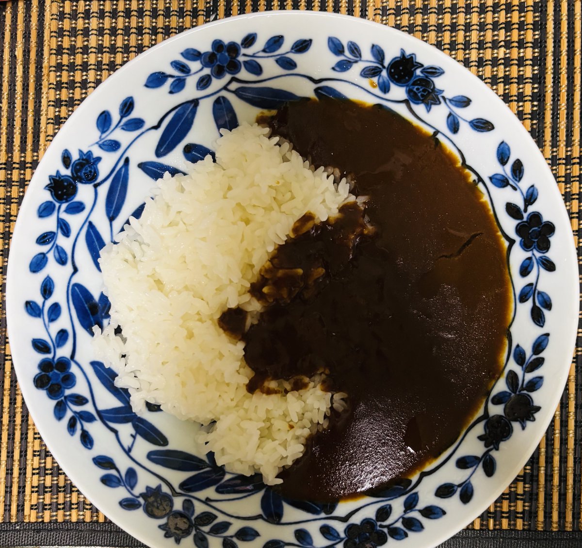 choco_python's tweet image. ã«ã¬ãŒãé£ã¹ãããã
宵å¯ãããšããã
èµ·ããŠãŸãçäžããã®å¯èœæ§ãððŠ
(*ÂŽèž`)ïŸïŸïŸïŸïŸïŸïŸïŸïŸïŸ