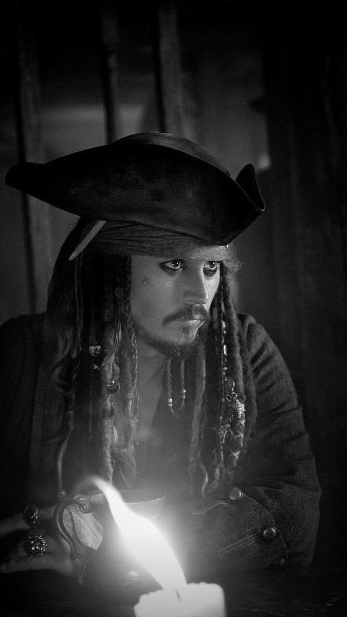 ジョニデのチケット買えました🥹💗✨
服装迷う💭