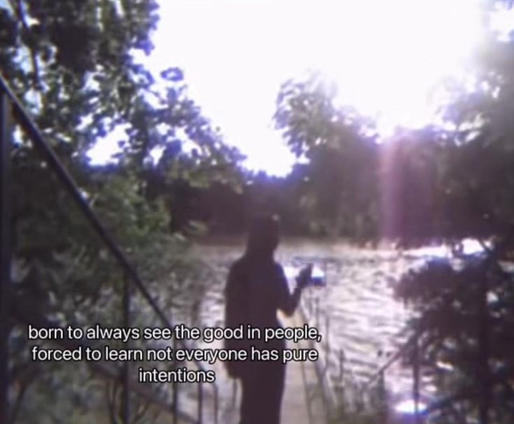 Literariium's tweet image.