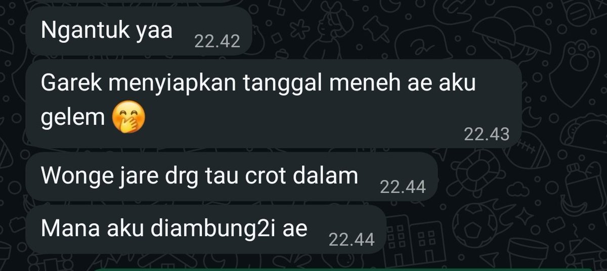 AyamPasutri's tweet photo. Yang tadinya ga mau, malah sekarang dianya yg binal. Si Deran ini lebih pasif dibanding bwocil yg kemaren main sama wife. Sekarang justru wife yg agresif, malah kebanyakan wife posisi di atas https://t.co/aS4Lnfq7gg