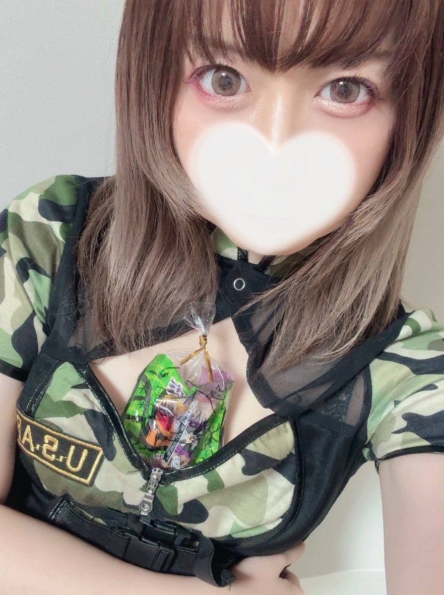 先週は連休ありがとうございました🥰
そして今週はハロウィン本番週ですね？？
イベント苦手な人もちなに会ったらもう今年のハロウィン参加した！！って思えるんじゃないかな🫣❤︎
お菓子用意して待ってるね🎶

当日予約は電話かHPでよろしくね🍑✨
☎️090-7500-4545
ちな🎀 esthe-raconter.com/cast/cast-4930/