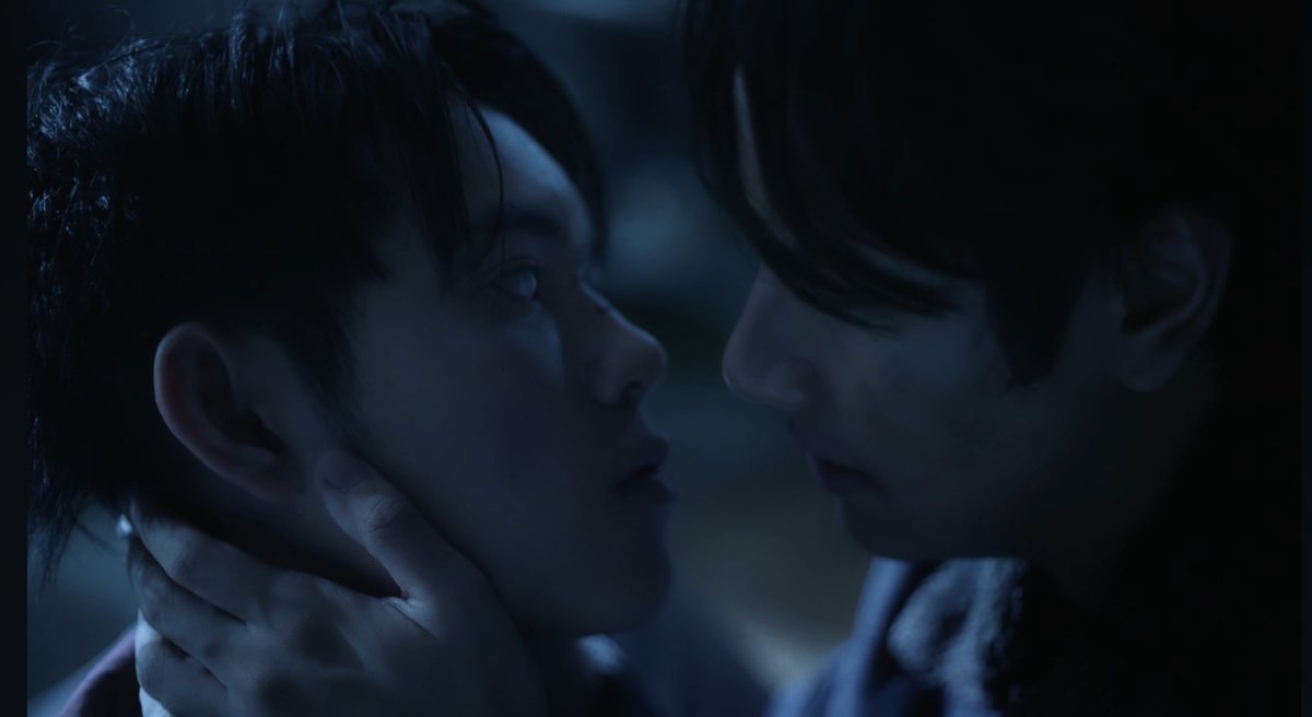 Eh piye ? 🤯
Ada yg bisa njelasin plis? #mynameisnanon
#NANON_ไม่อยากรัก