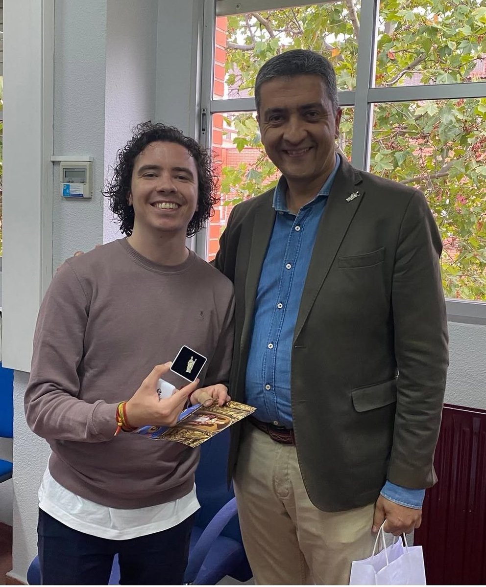 Enhorabuena a los ganadores del concurso de fotografía '#SanNicasio, Patrón de Leganés', y gracias a todos por participar

🥇"San Nicasio y Churriguera"
Jorge López
🥈 "Obispo y mártir glorioso, protector de nuestra fe" David González

#PatrondeLeganes #concursodefotografia