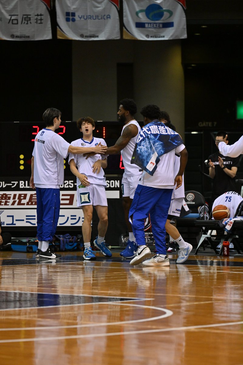 うん？
もしかして秘孔ついてるケリーさん？？
（北斗の拳ネタでごめんなさい2回目）