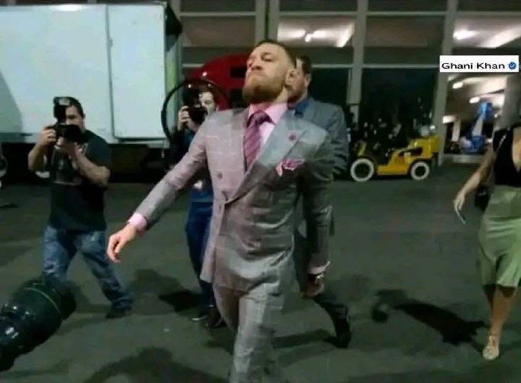 Me going to unfollow whoever hasn't followed me back after two days.