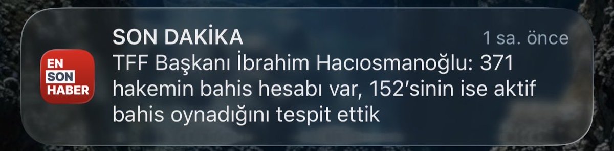 Hakemler  sanırım az kazanıyor ki’ bahis de oynuyorlar.. 

#gündem #SONDAKİKA