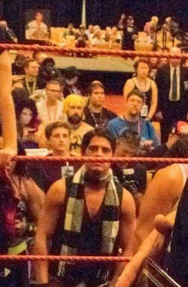 fosterforyou's tweet image. Literally, what the hell was I thinking?!?
#MemoryLaneMonday
#FanSelfies #FamSelfies #DragonCon #ProWrestling #DragonConWrestling #FosterProWrestling #Foster #FosterForYou #FosterFam @WilliamBehrens @DragonCon @DragonConW #ThanksForTheMemories #ThnksFrThMmrs