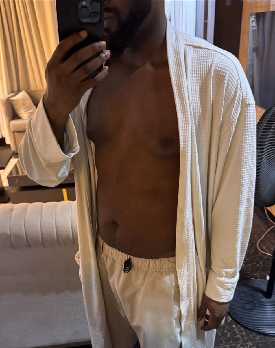 Iceprincezamani's tweet image. God so good inna me life... A short story !!
was literally about to explode.. no sickness ( Bless God ) just bad habits and choices, but then Chopstix and Dami said 'let's loose the belly Ice' and that really sparked something in my brain that got me activated.. from that…