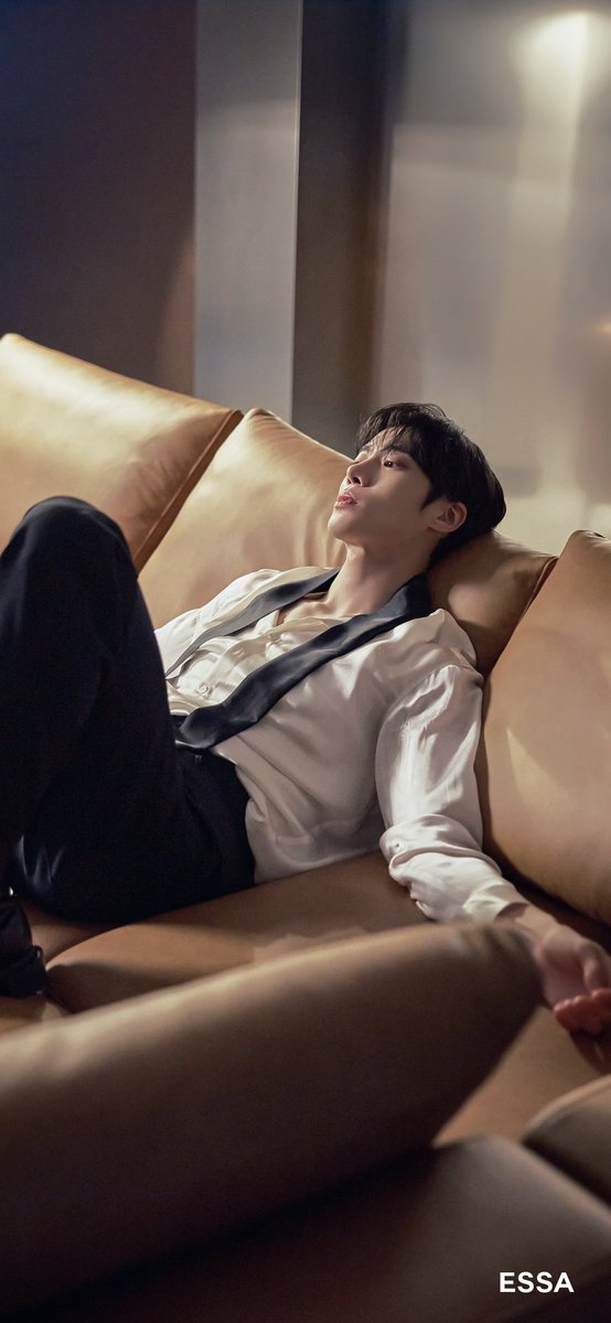 ttyuWOO's tweet image. essasofa 인스타 #추영우 
에싸 x 추영우 배경화면🥹✨

🔗link.inpock.co.kr/essasofa?fbcli…