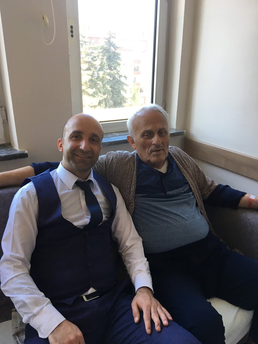 İnna Lillâhi ve İnnâ İleyhi Raciûn.

Saygıdeğer Büyüğümüz Niyazi Ulusoy'a Allah’tan rahmet, ailesine ve sevenlerine başsağlığı diliyorum  Mekânı cennet olsun.