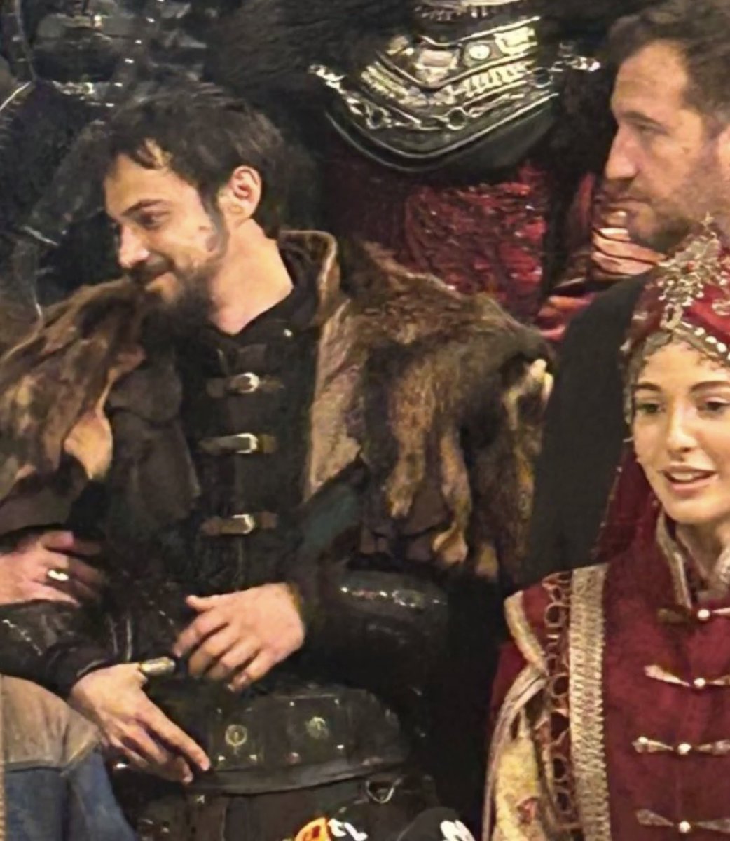 havinql's tweet image. Değişmemişsin                  Nasıl değişmemişim

#MinMer