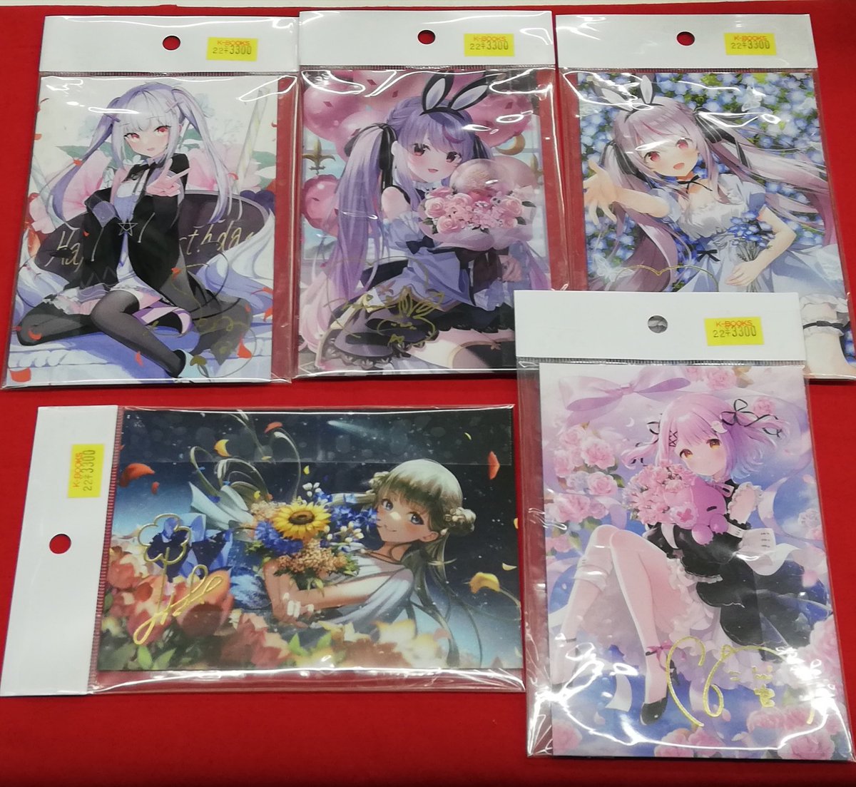 入荷情報】 『ぶいすぽっ！』より ◇箔押しサイン入りポストカード