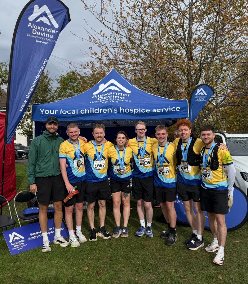bluearrayseo's tweet image. We completed the Maidenhead half marathon 🏅
And raised £1,200 for Alexander Devine Children&apos;s Hospice Service!

👏 Thank you to everyone involved in this fundraiser, from the event planners to our incredible runners and to every single person who donated.