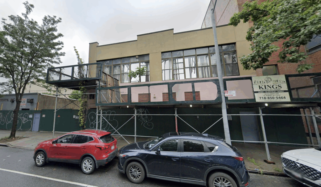Permits Filed for 4137 Third Avenue in East Tremont, The Bronx newyorkyimby.com/2025/10/permit…