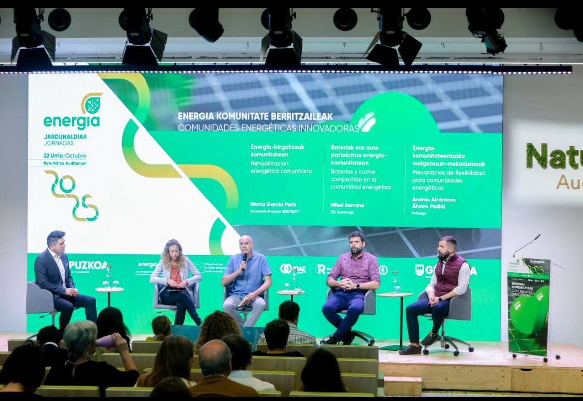 Contentíssimes de veure l’interès que ha despertat aquest mes el #RENOVERTY (que impulsa #RehabilitacióEnergètica en zones rurals 💚
Tancament i trobada de projecte a Brussel·les i presentació a #JornadaEnergia <a href="/Gipuzkoa/">Gipuzkoa</a> amb Marta Garcia Paris. Gràcies! ⚡
ecoserveis.net/convocatoria-f…