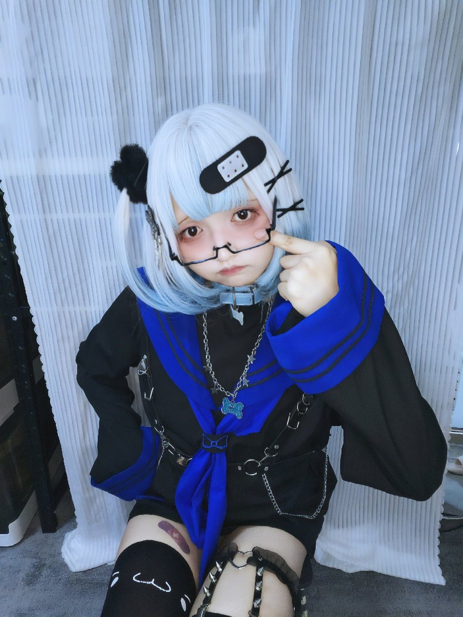 夏音 tweet media