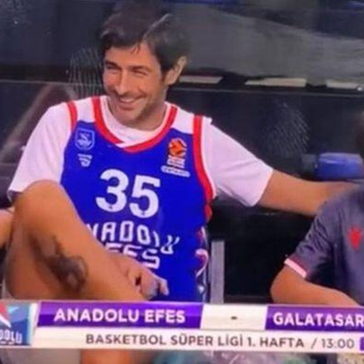 Bizi az katletmedi bu Mete Kalkavan denen hakem eskisi. Zerre hakkım varsa haram olsun.