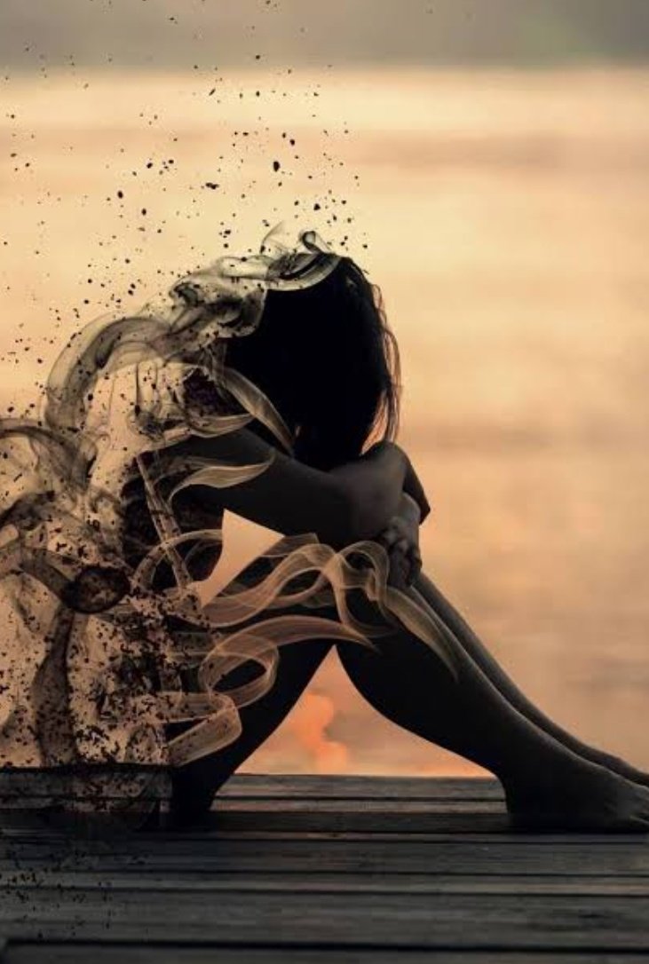 जो ख़ामोशी टूटी 
तो दर्द बिखर जाएगा 
जो पलकों ने ना दिया साथ 
तो अश्क किधर जाएगा...  #mg