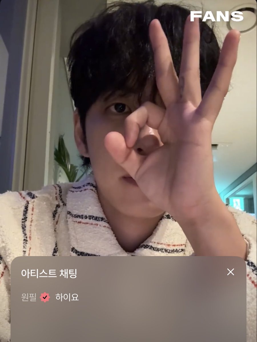 원피리 첫 팬즈 라이브
행복해 주금 꺅 !!!!!!!!!!!!!!!!!!🪽🪽🪽🤍