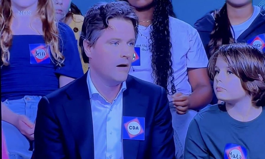 Ik ben benieuwd naar de sfeer in het campagneteam van Rolo Bontenbal. Van premier naar totale loser in 1 minuut.